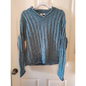Club X  VINTAGE Women’s Large Blue V-neckline Cableknit Sweater.b50
